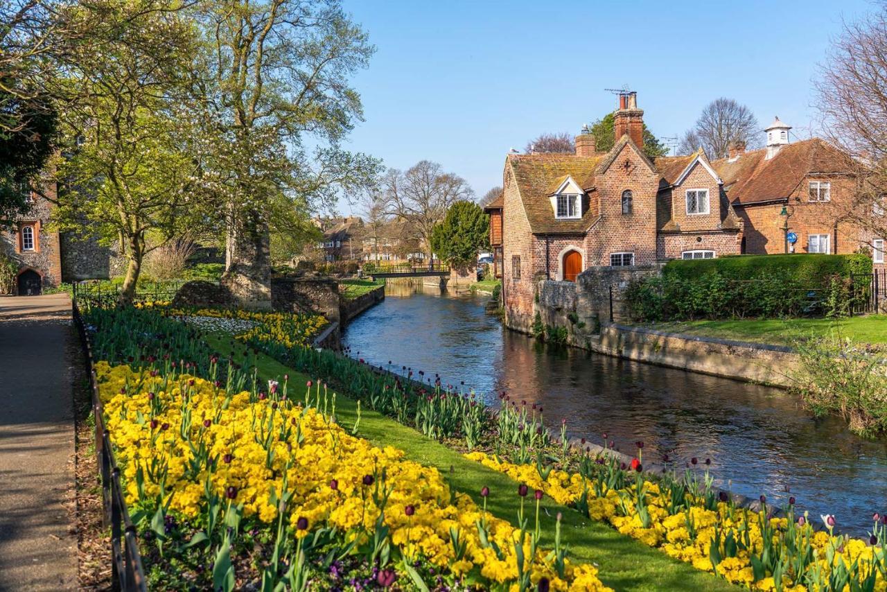 The Chaucer - Modern 3 Bed Home With Parking Close To City Centre Canterbury Eksteriør billede