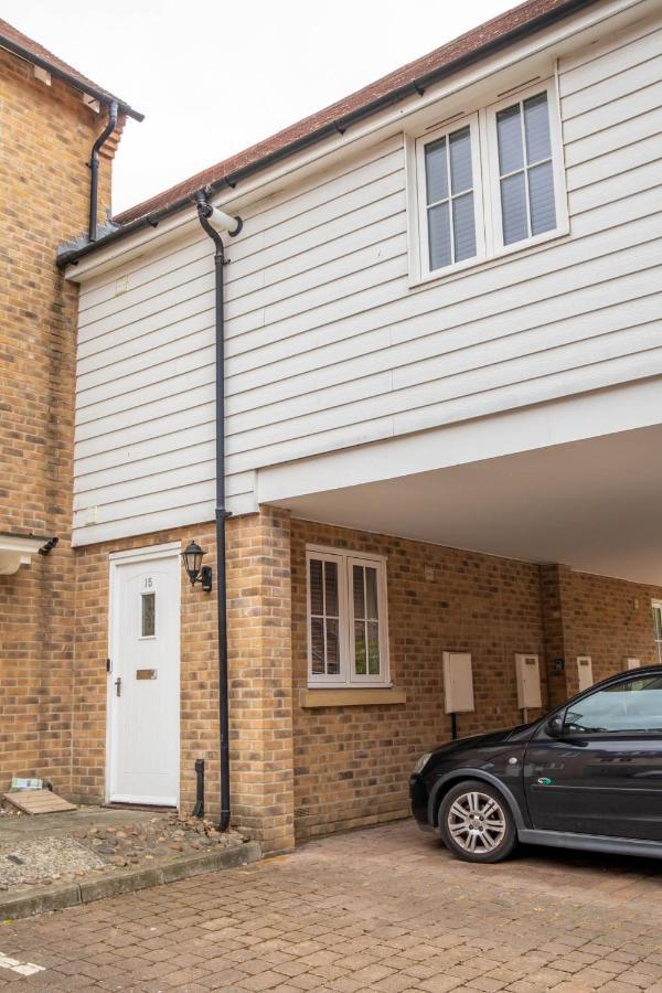 The Chaucer - Modern 3 Bed Home With Parking Close To City Centre Canterbury Eksteriør billede