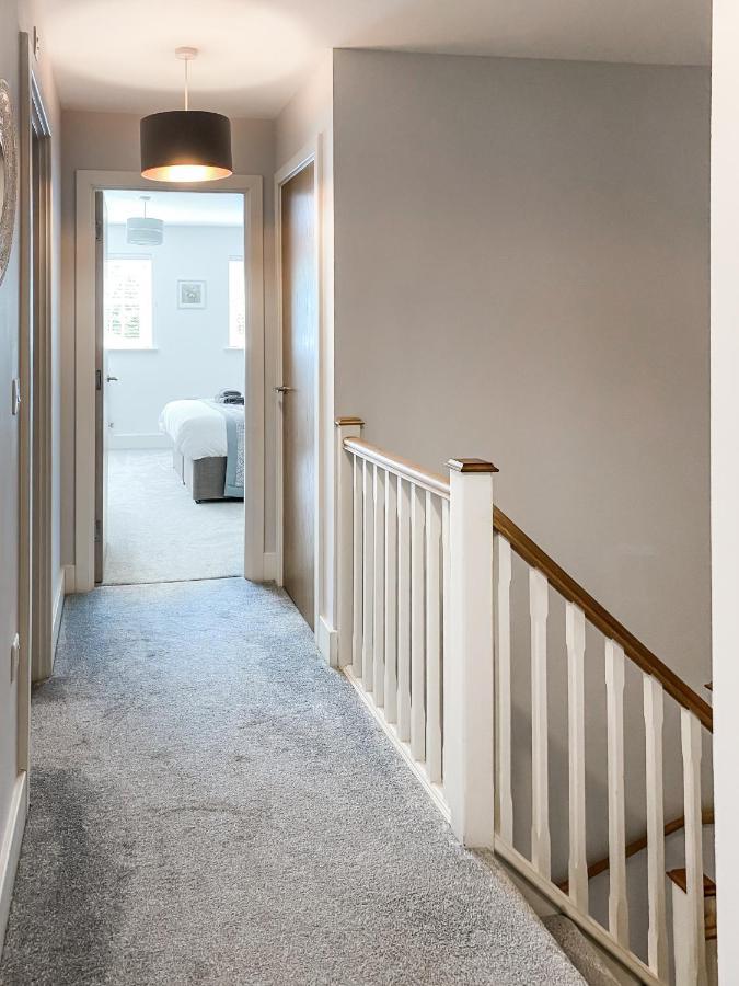 The Chaucer - Modern 3 Bed Home With Parking Close To City Centre Canterbury Eksteriør billede