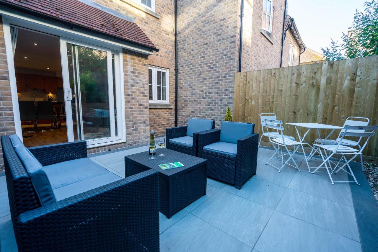 The Chaucer - Modern 3 Bed Home With Parking Close To City Centre Canterbury Eksteriør billede